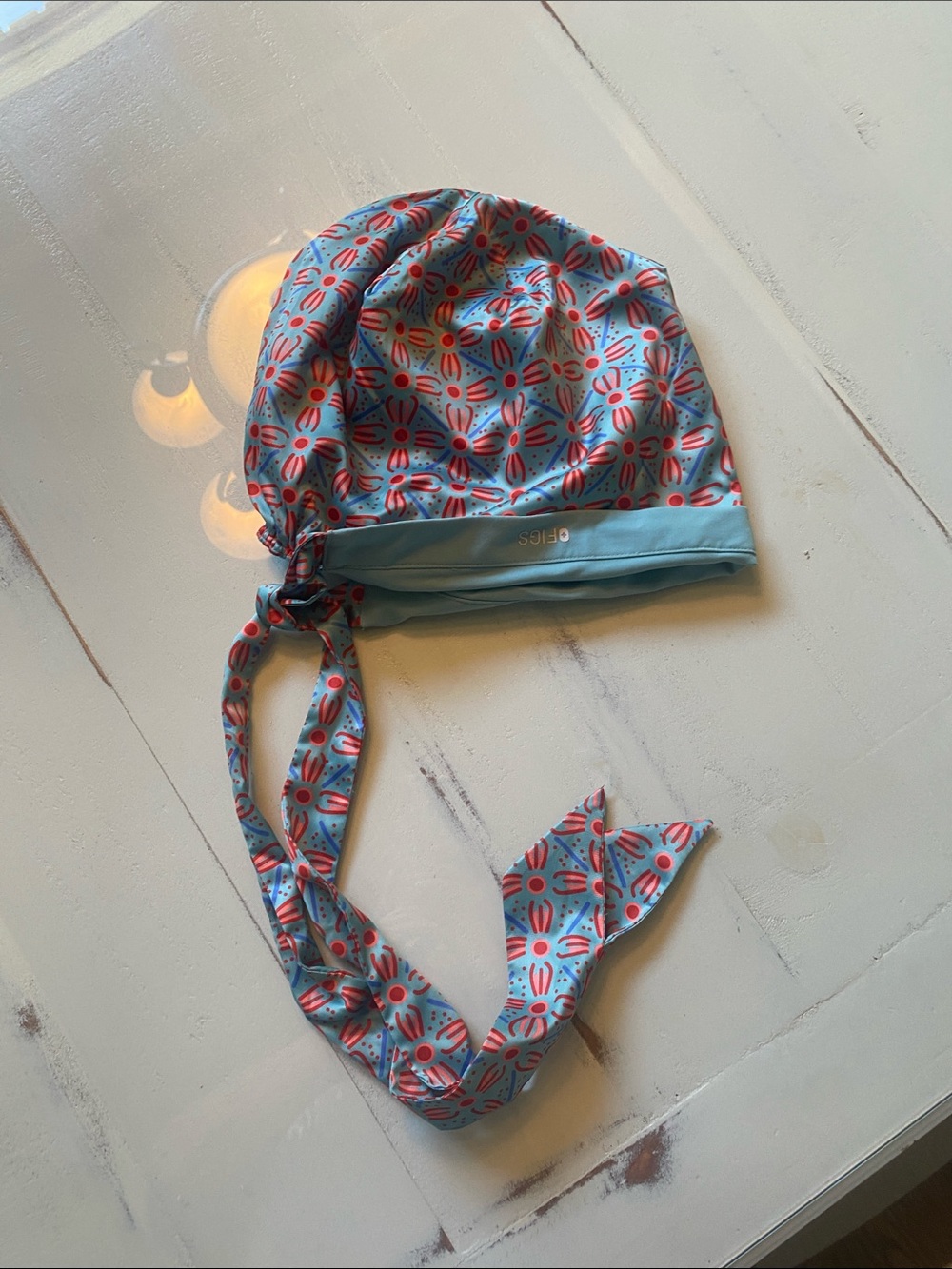 Figs scrub cap. never worn. reversible.